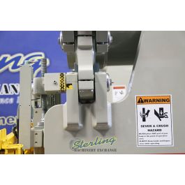 Used-Accurpress-Used Accurpress Hydraulic Press Brake With Light Curtains-717514-A5384